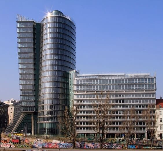 UNIQA Tower